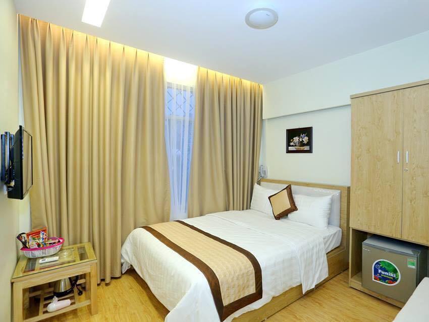 Oyo 210 Saki Hotel Ханой Экстерьер фото